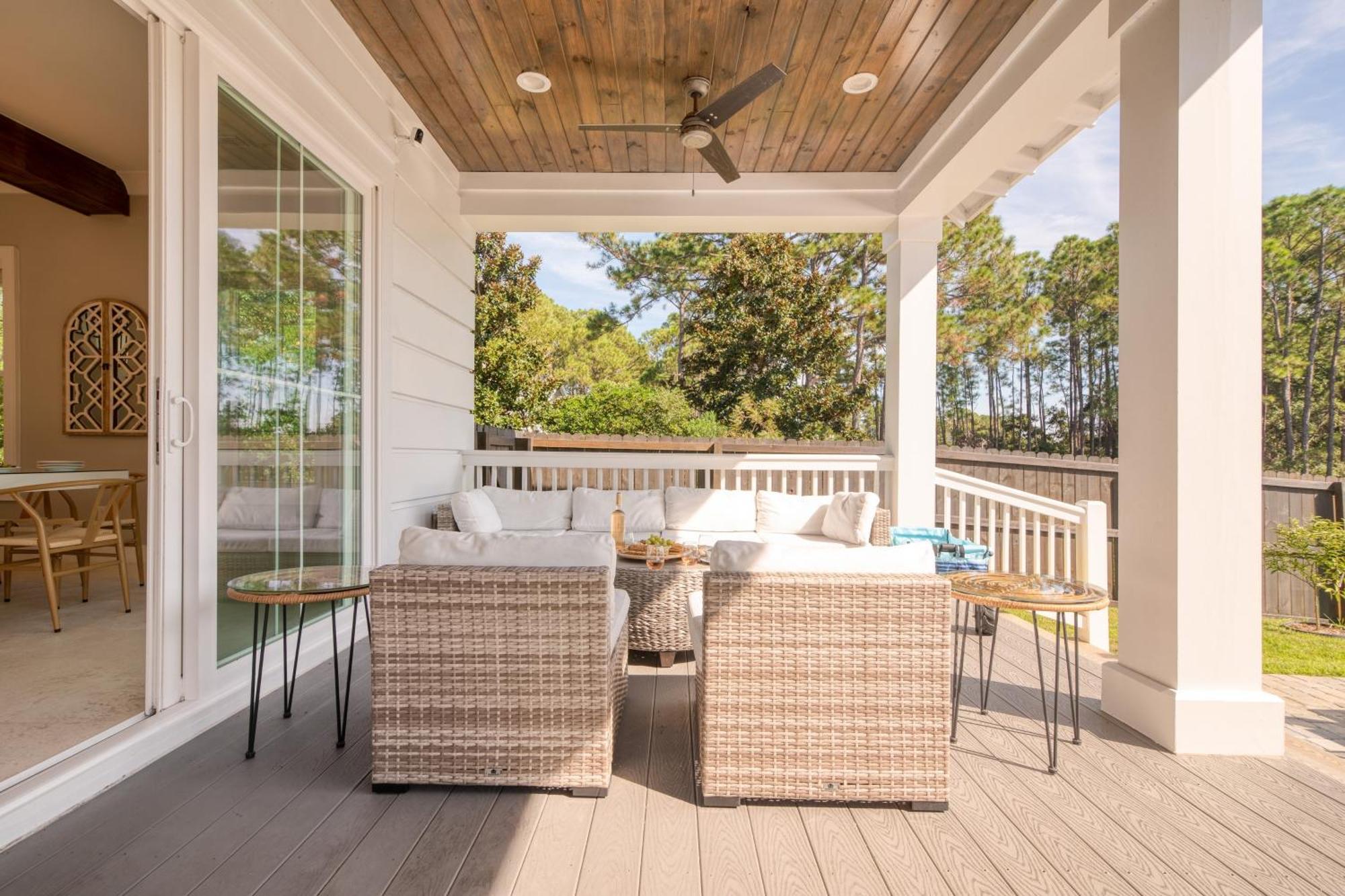 Edgewater By Avantstay Gorgeous Character Lakefront Home W Private Dock دستين المظهر الخارجي الصورة